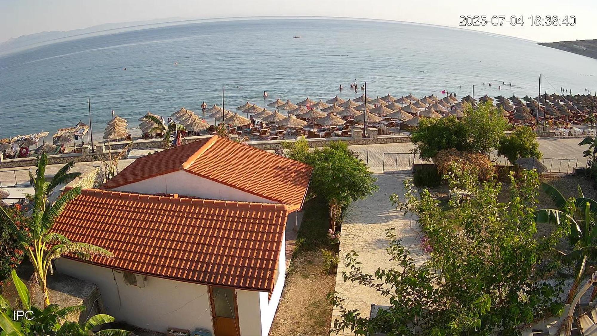 White Marine Hotel