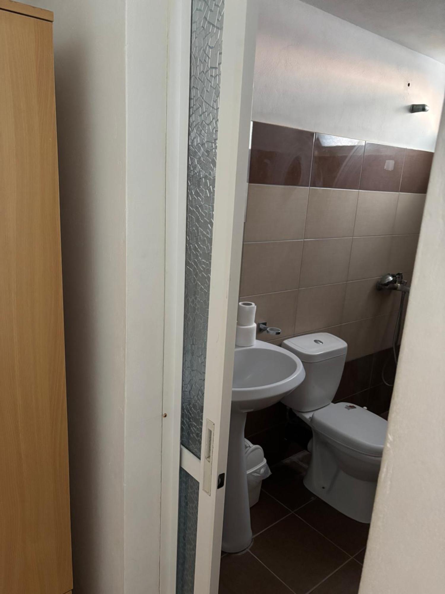 White Marine Hotel Hotel
